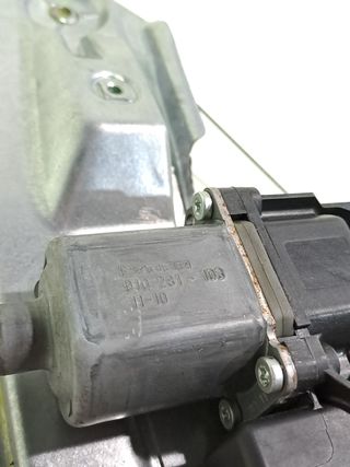 MOTOR ELEVALUNAS TRASERO IZQUIERDO OPEL ASTRA J LIM. 526607