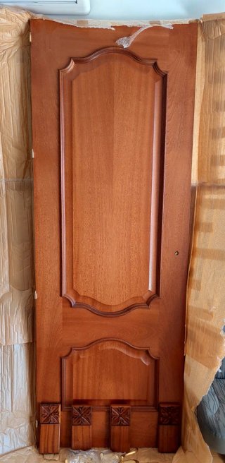PUERTA DE MADERA