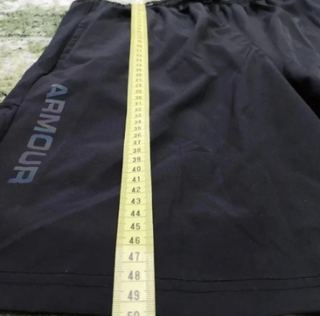 Pantalón corto Under Armour negro