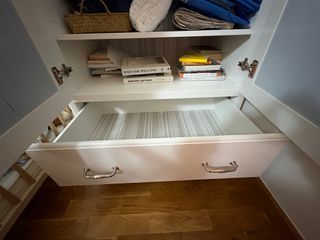 Armario Ikea 2 puertas con espejo