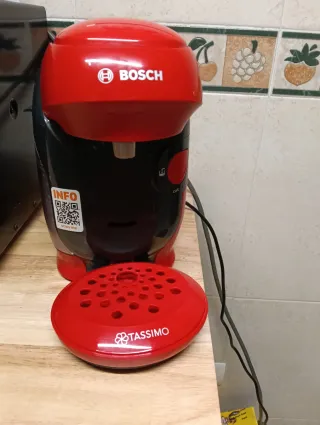 Cafetera Bosch Tassimo Roja