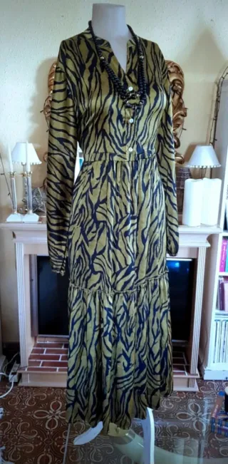 Vestido largo estampado cebra estilo boho