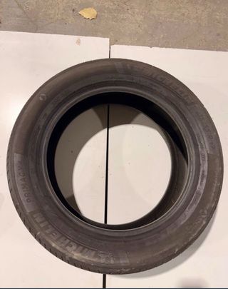 Neumático Michelin Primacy 4 215/55 R17
