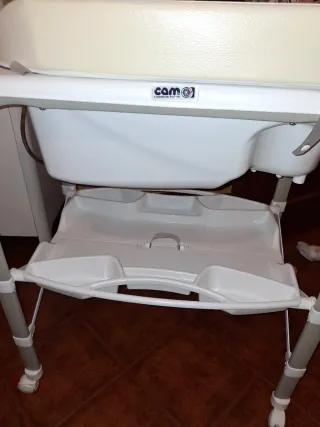 Lote Bebé: Armario, mini cuna, cambiador, hamaca..