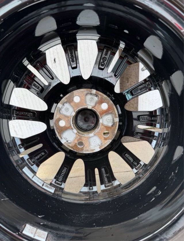 Llantas ORIGINALES T5 T6 Multivan Transporter 17”