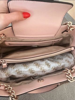 Borsa Guess Rosa con Dettagli Oro