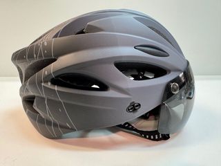 Casco Bici Ligero y Transpirable con Gafas