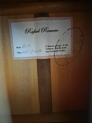 Guitarra Flamenca Roja