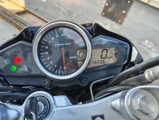 Suzuki GW 250 Inazuma - Muy cuidada