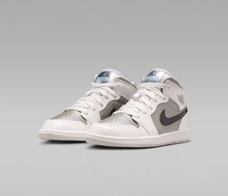 Jordan Retro 1 Mid Zapatillas Originales