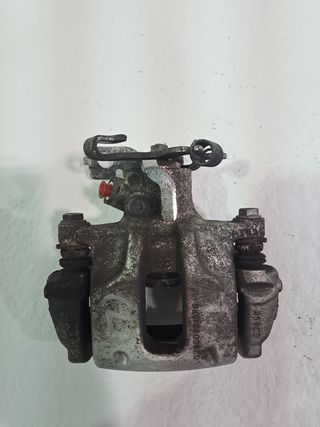 PINZA FRENO TRASERA IZQUIERDA TOYOTA AURIS 651969