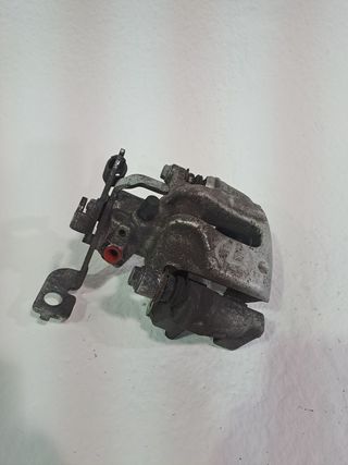 PINZA FRENO TRASERA IZQUIERDA TOYOTA AURIS 651969