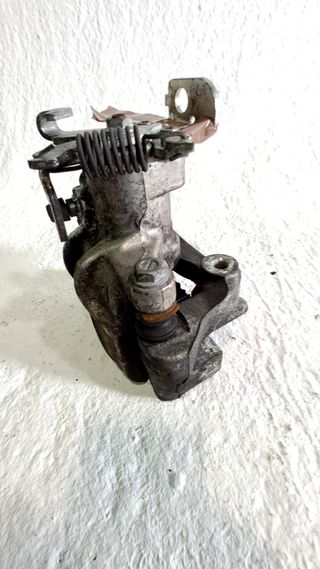 PINZA FRENO TRASERA IZQUIERDA TOYOTA AURIS 810823