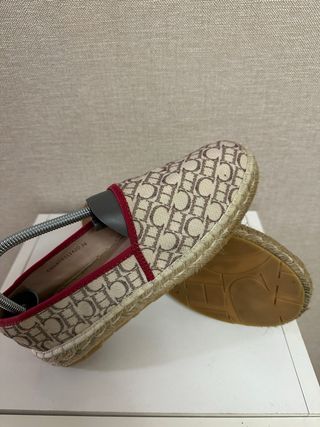 Alpargatas CH Beige y Marrón