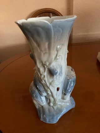 Jarrón de porcelana cisnes azul y blanco