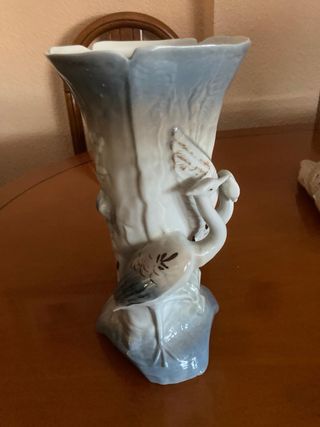 Jarrón de porcelana cisnes azul y blanco