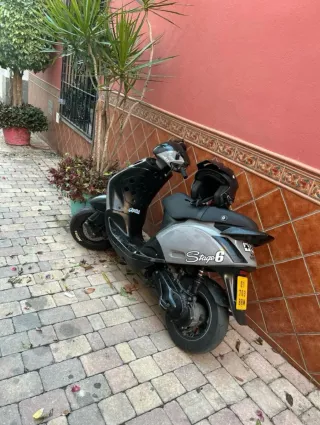 Piaggio Zip Top Azul