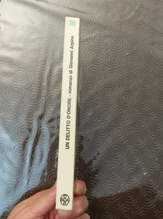 Libro "un delitto d' onore"