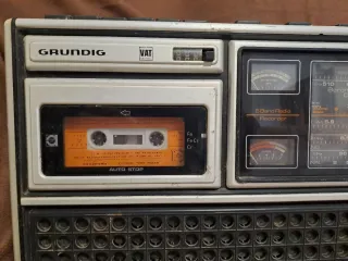 Radio Cassette Grundig C 8000