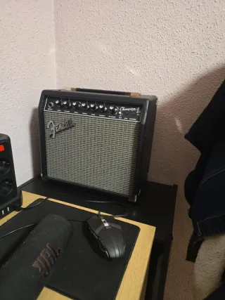 Guitarra Eléctrica Fender Stratocaster Azul