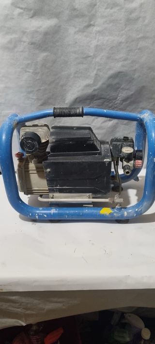 Compresor de aire azul