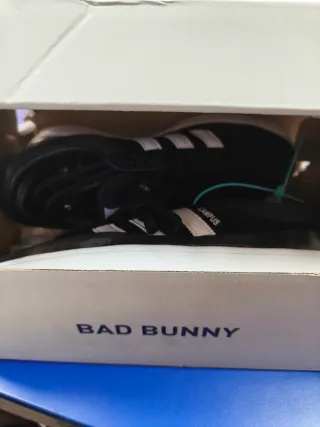 Zapatillas Adidas x Bad Bunny Negras