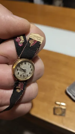 Reloj chapado en oro Talisman para mujer