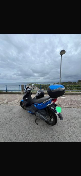 Kymco Agility 125 Scooter Azul