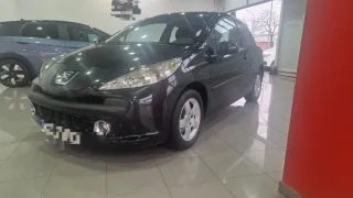 Peugeot 207 2007
