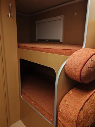 Se vende autocaravana o se cambia por furgoneta