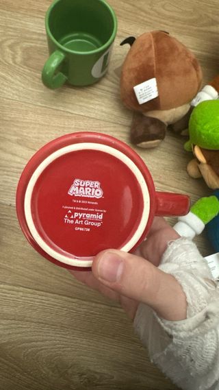 Set regalo Super Mario peluche e tazze