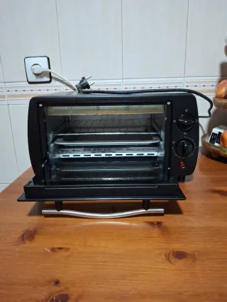 Mini horno Taurus White & Brown