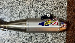 Escape / Silencioso ProCircuit T-6 Slip-On.