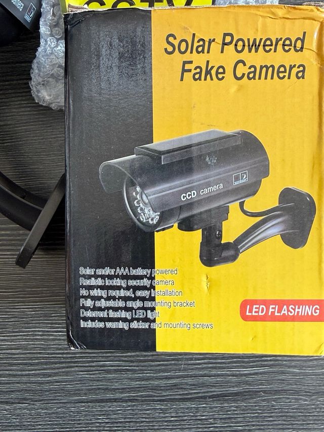 Fotocamera CCTV Solare LED Lampeggiante Falsa