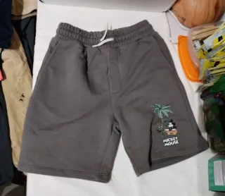2 Bermudas niño  9/10 años