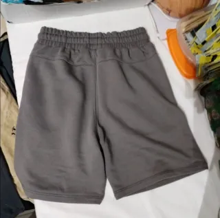 2 Bermudas niño  9/10 años
