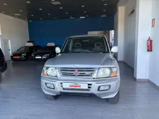 Mitsubishi Montero v6 3500