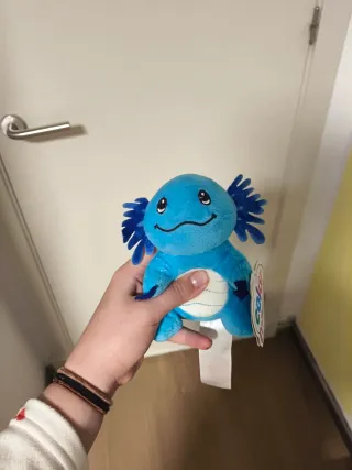 Peluche azul de axolote