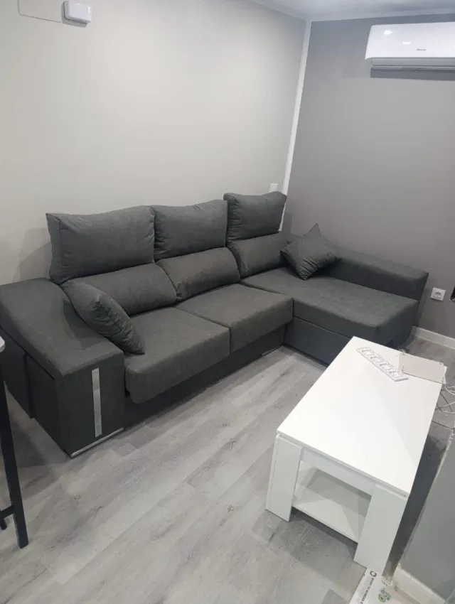 Sofá modular gris tela