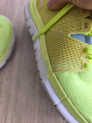 Zapatillas Reebok Amarillas 43