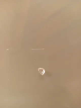 Zircone a cuore bianco