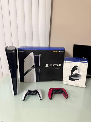 PlayStation 5 Pro - Consola y Accesorios