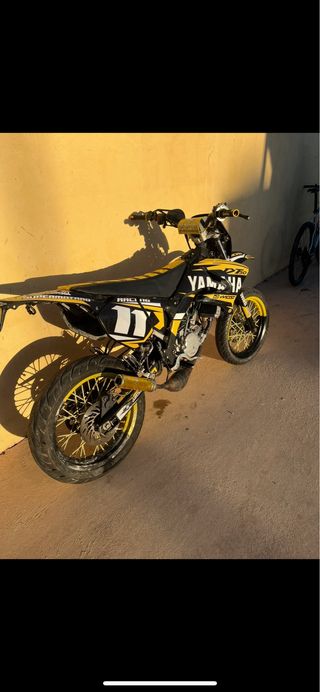 Yamaha DT50 Negra y Amarilla