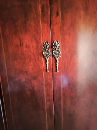 Armario vintage madera maciza