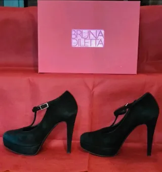Décolleté Bruna Diletta camoscio nero tacco n.35