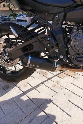 Yamaha MT07 Negra año 2025