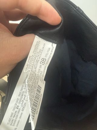 Falda efecto piel Stradivarius