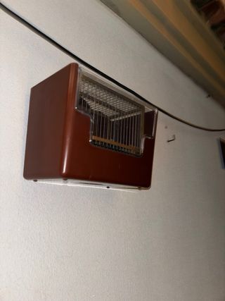 Jaula para pájaros con accesorios