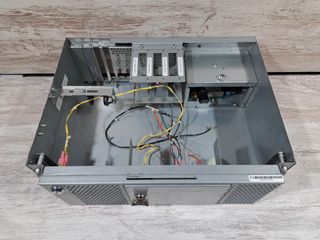 Carcasa mATX Industrial