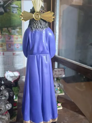 Figura religiosa Jesús morado Precio negociable